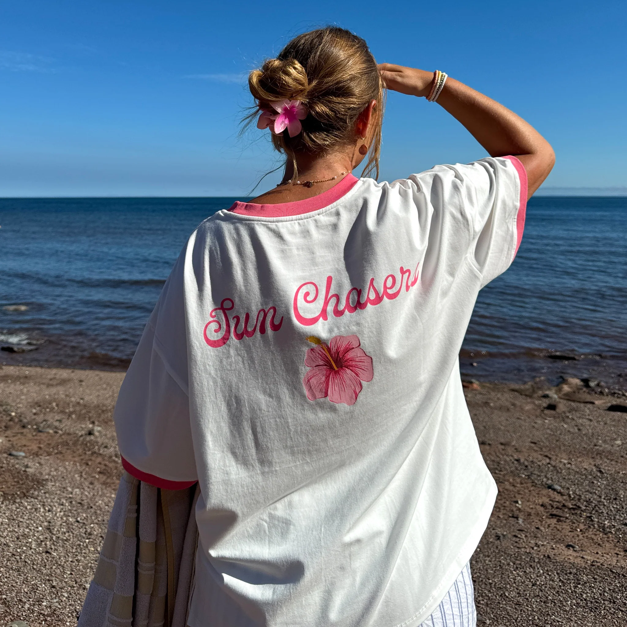 Boyfriend Bind Tee - Hibiscus Horizon - Image 8
